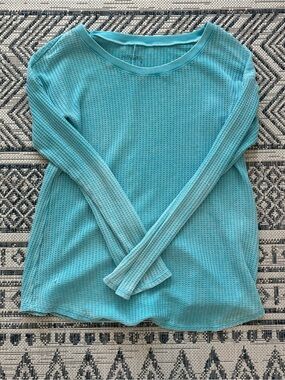 Women’s Long-Sleeve Waffle Knit Top — Aqua Blue